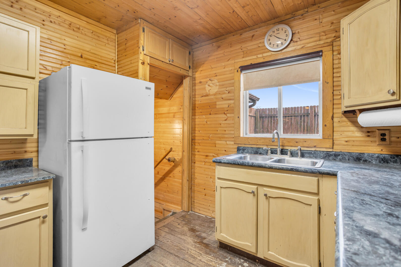 909 Munith Road Jackson, MI 49201 - Photo 20 of 45 0N0A3917