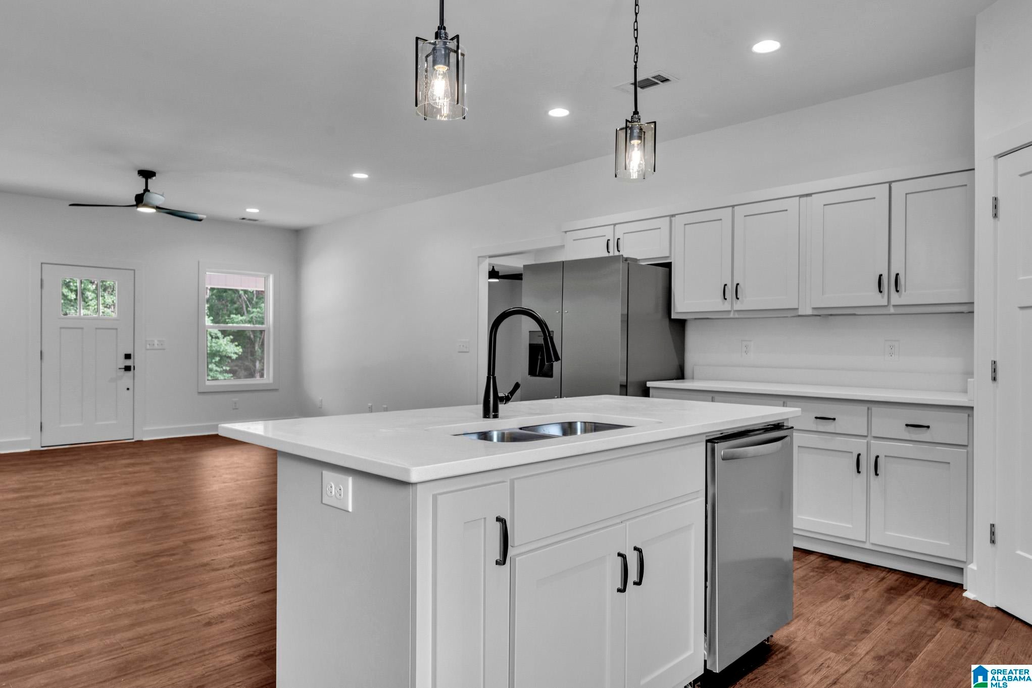 1282 Robin Hill Road Oneonta, AL 35121 - Photo 10 of 35 Gallery Image 10
