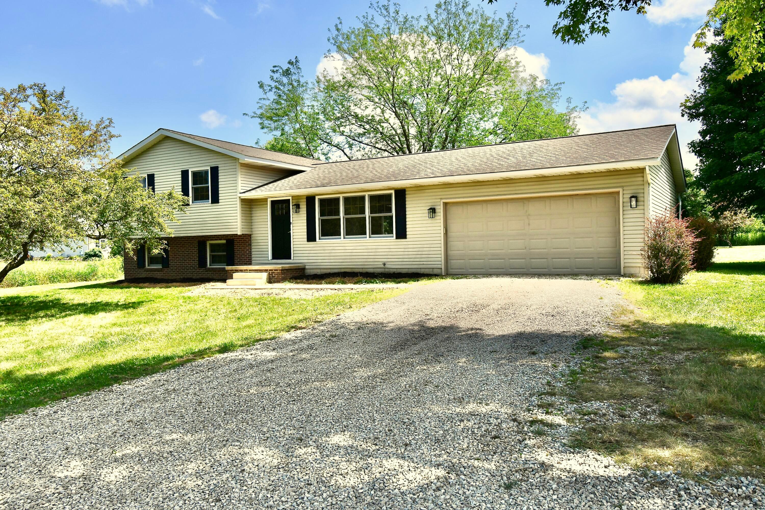 5275 Harlem Road Galena, OH 43021 - Photo 1 of 21 2