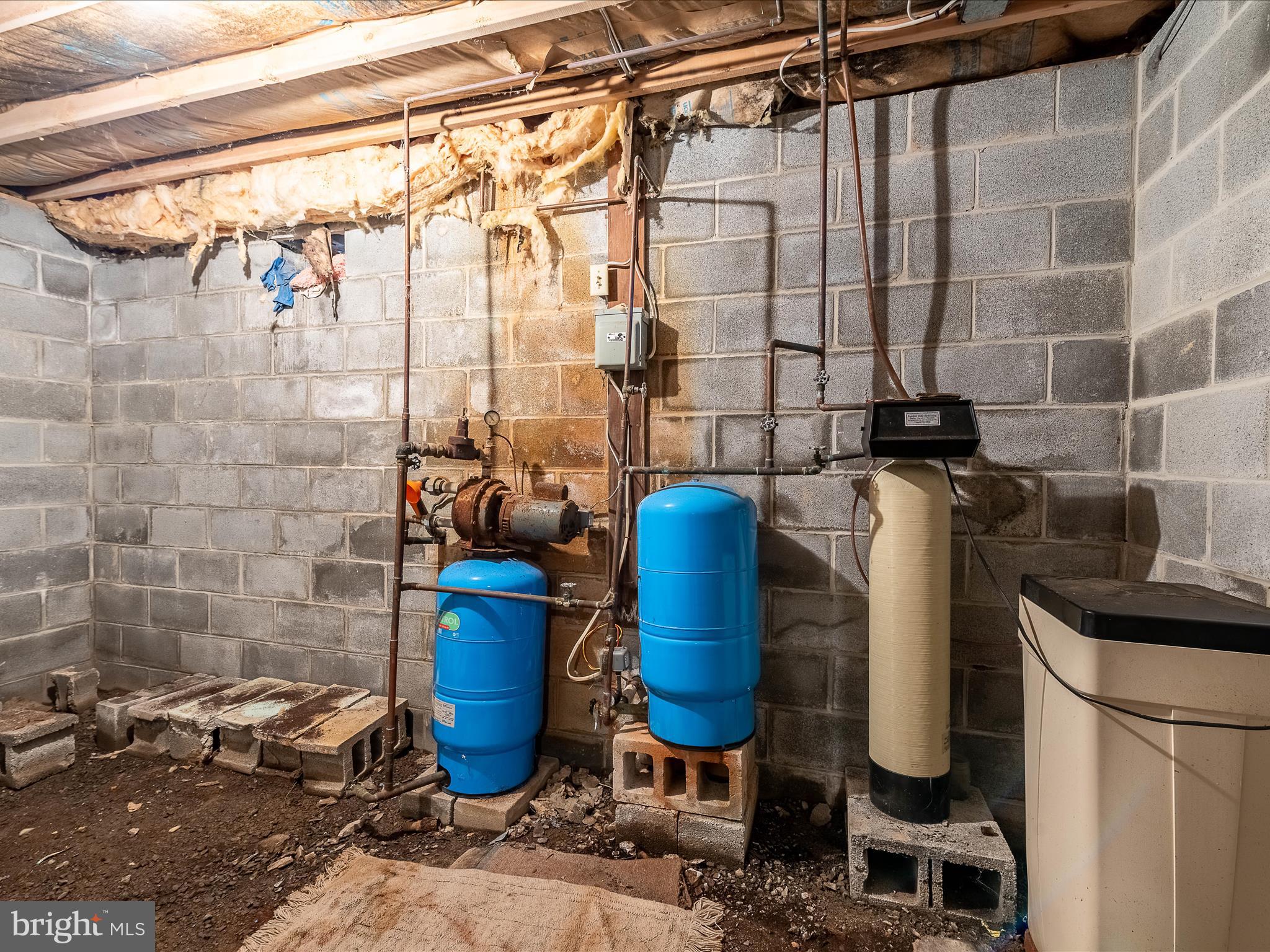 5240 Winchester Grade Road Berkeley Springs, WV 25411 - Photo 35 of 58 Utility Room