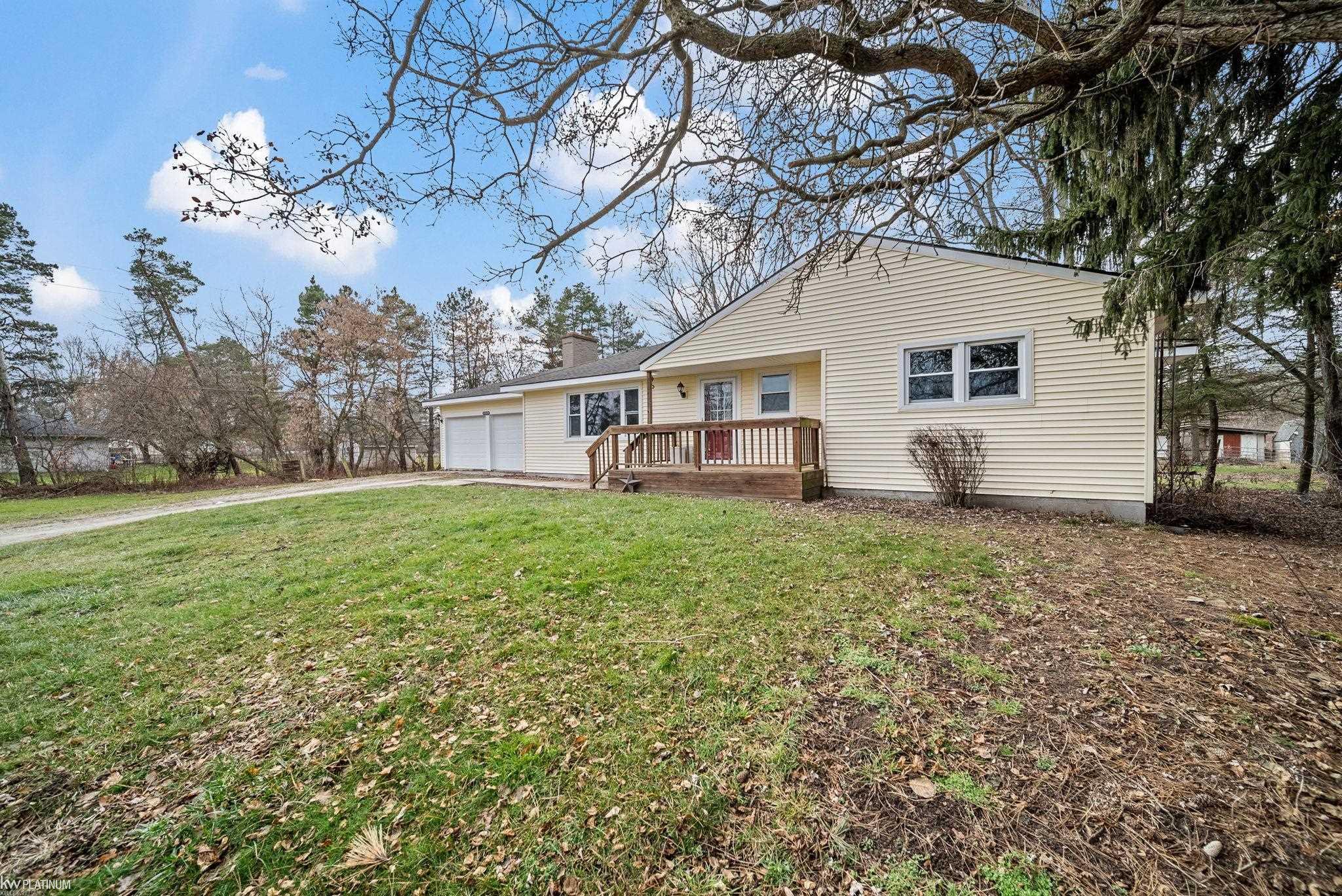 5695 State Road Fort Gratiot, MI 48059 - Photo 2 of 37