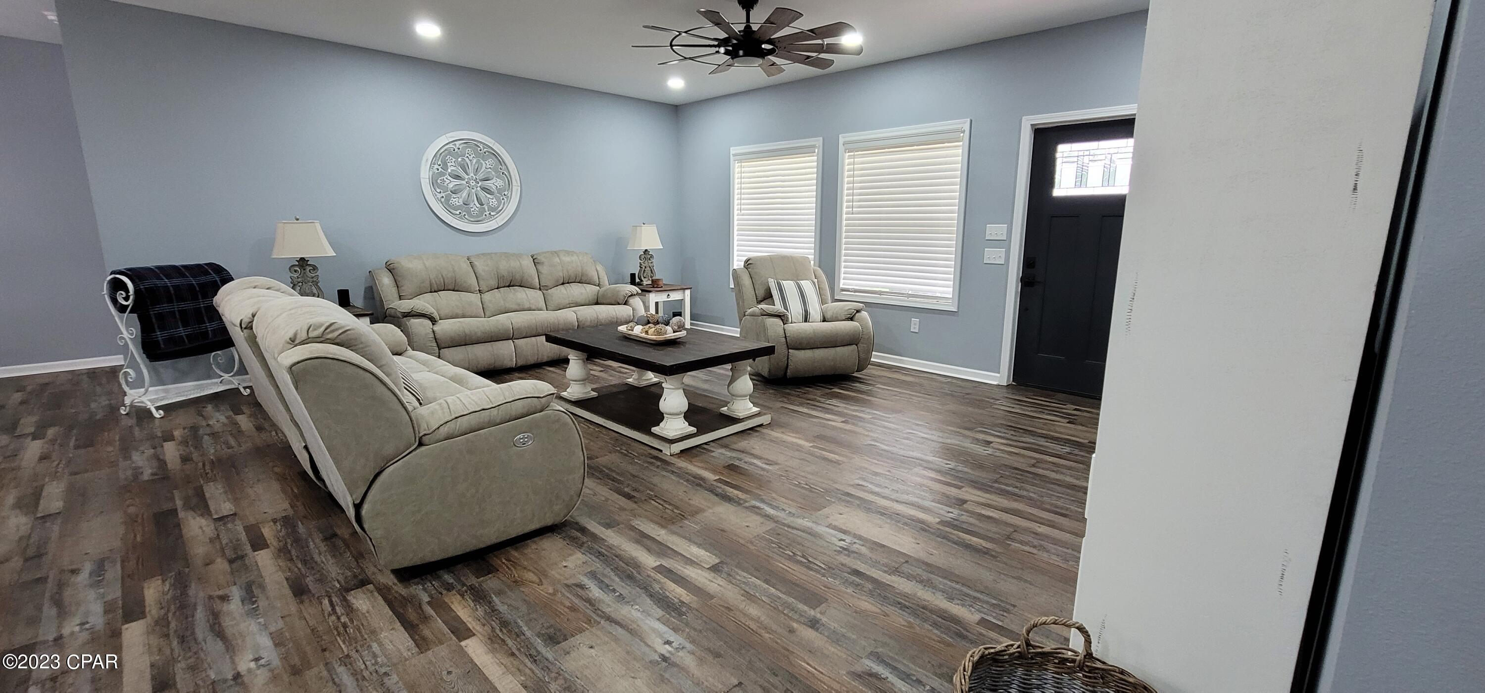 3995 Woodrest Road Cottondale, FL 32431 - Photo 17 of 59 Gallery Image 17