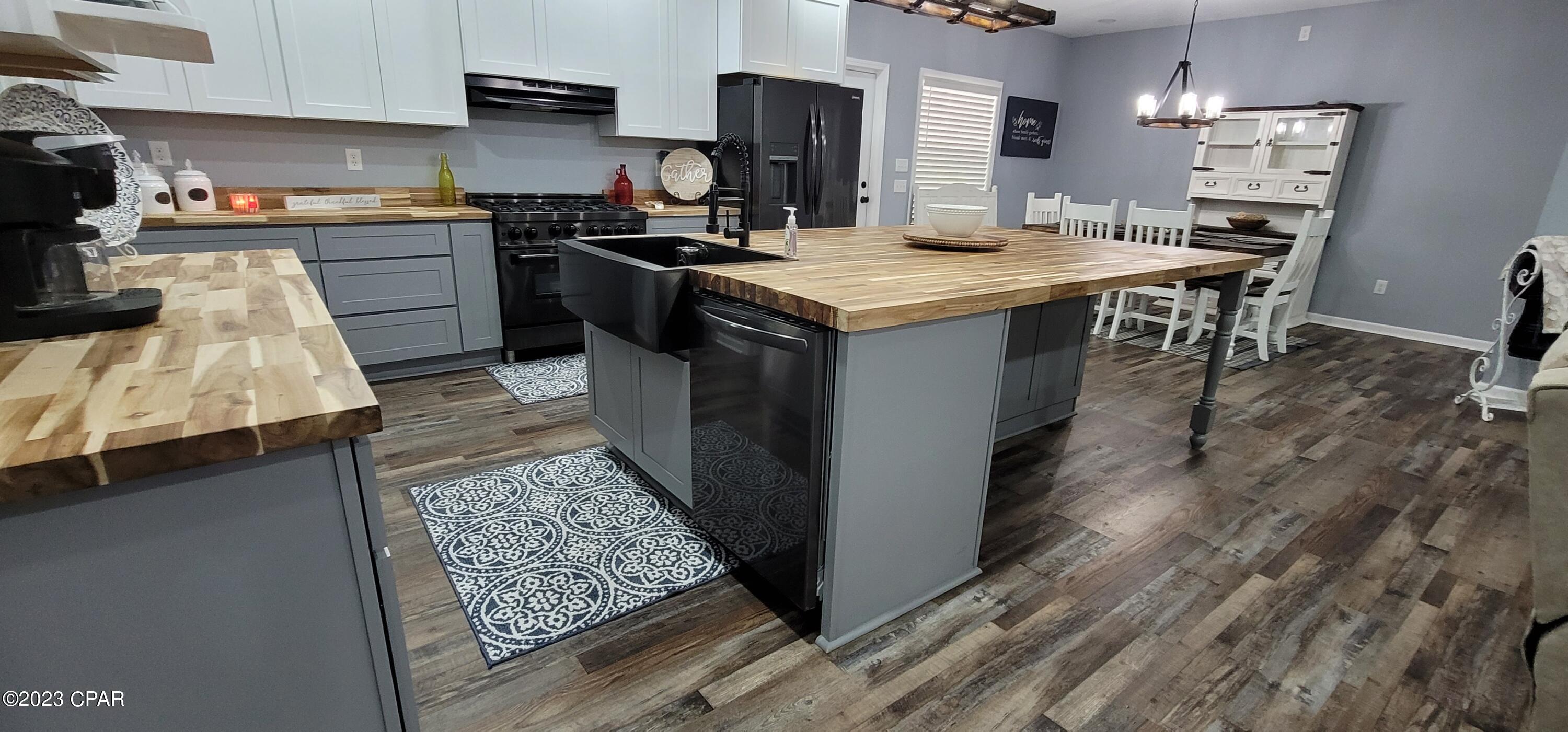 3995 Woodrest Road Cottondale, FL 32431 - Photo 19 of 59 Gallery Image 19