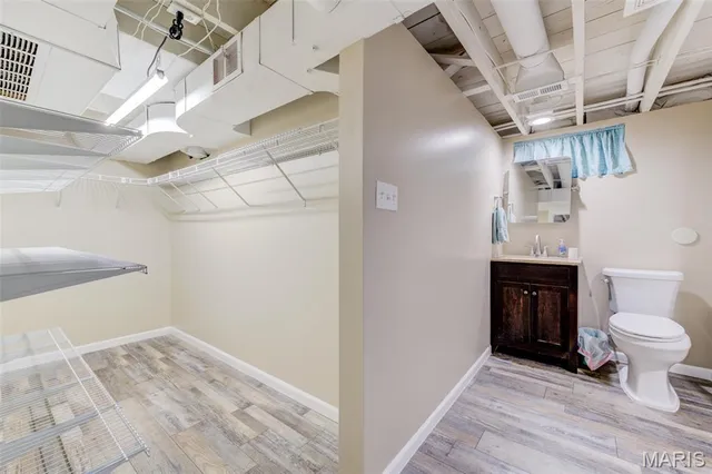 $174,900 | 630 St Christina Lane, Florissant, MO 63031