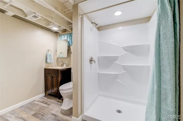 $174,900 | 630 St Christina Lane, Florissant, MO 63031