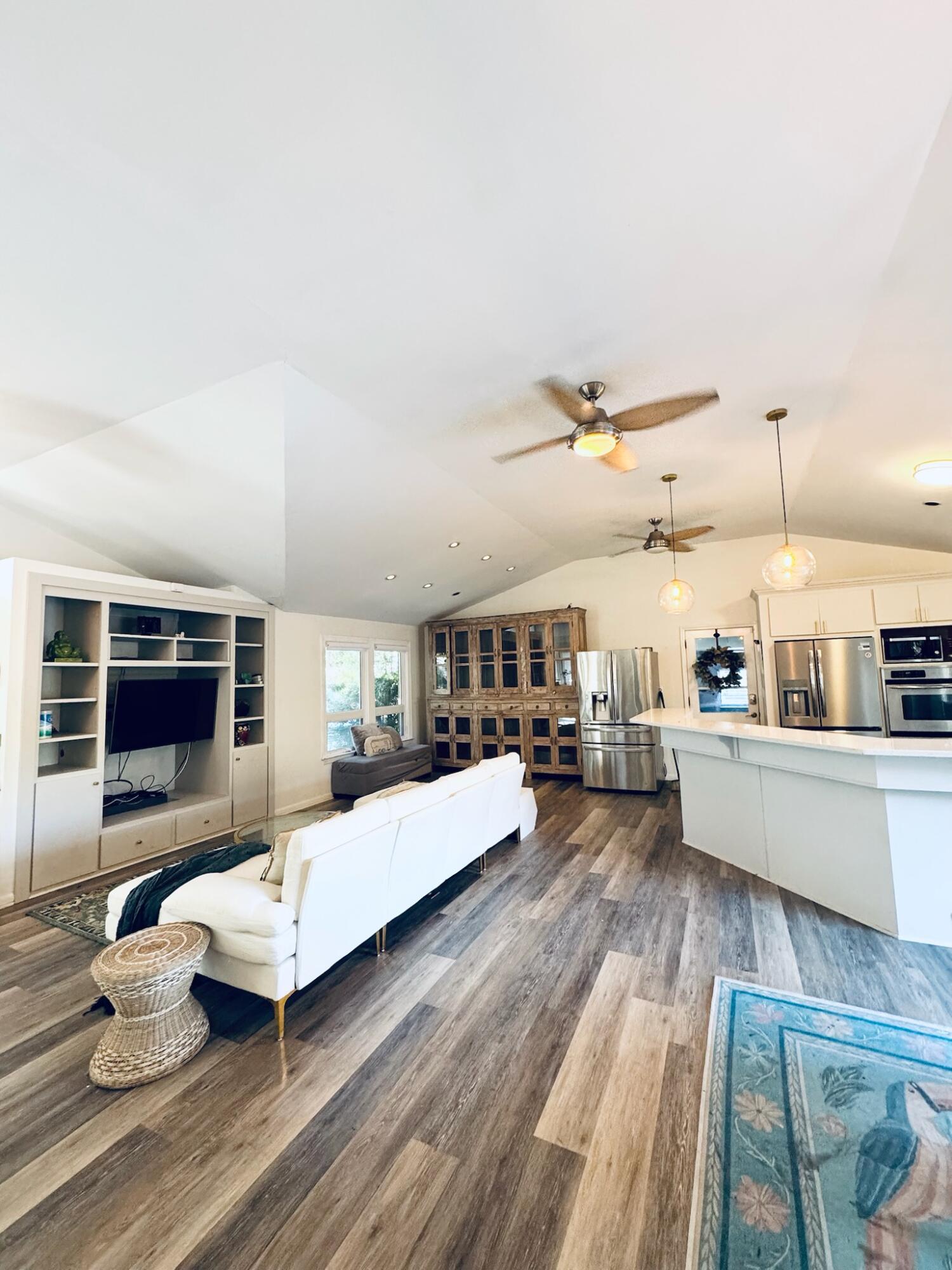 360 Betsy Road Charleston, SC 29407 - Photo 8 of 22 IMG_3323