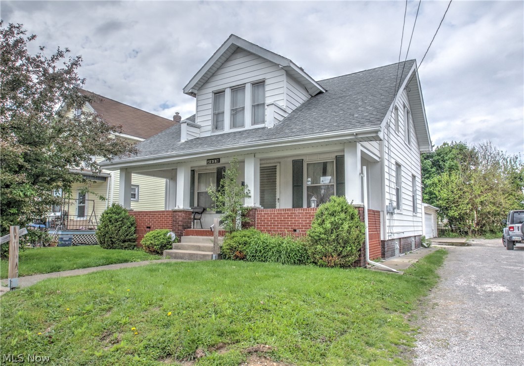 2829 8th Street Northwest Canton, OH 44708 - Photo 2 of 25