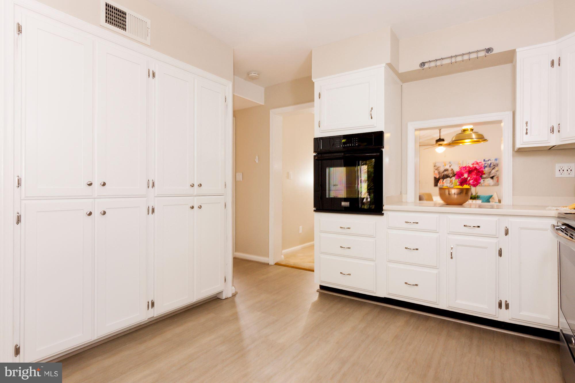 710 West Braddock Road Alexandria, VA 22302 - Photo 14 of 30 Kitchen