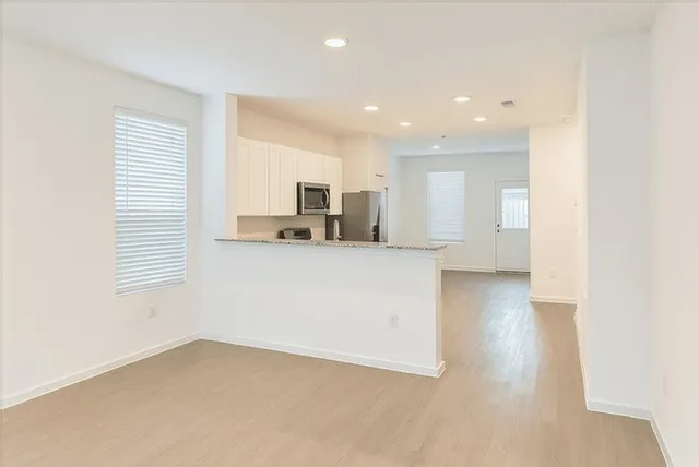 $1,950 | 26231 Arrowleaf Drive, Magnolia, TX 77355