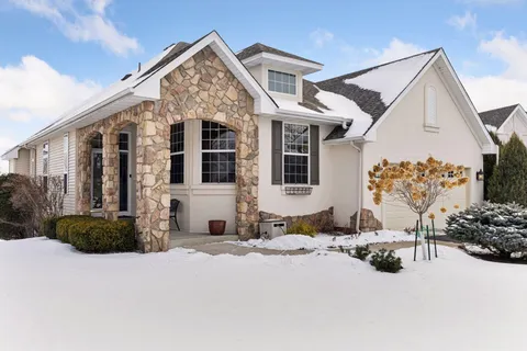 $635,000 | 4535 Kimberly Court North, Plymouth, MN 55446