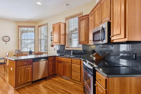 $635,000 | 4535 Kimberly Court North, Plymouth, MN 55446