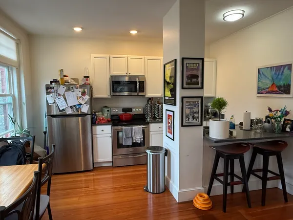$3,050 | 1871 Beacon Street, Unit 5, Brookline, MA 02445