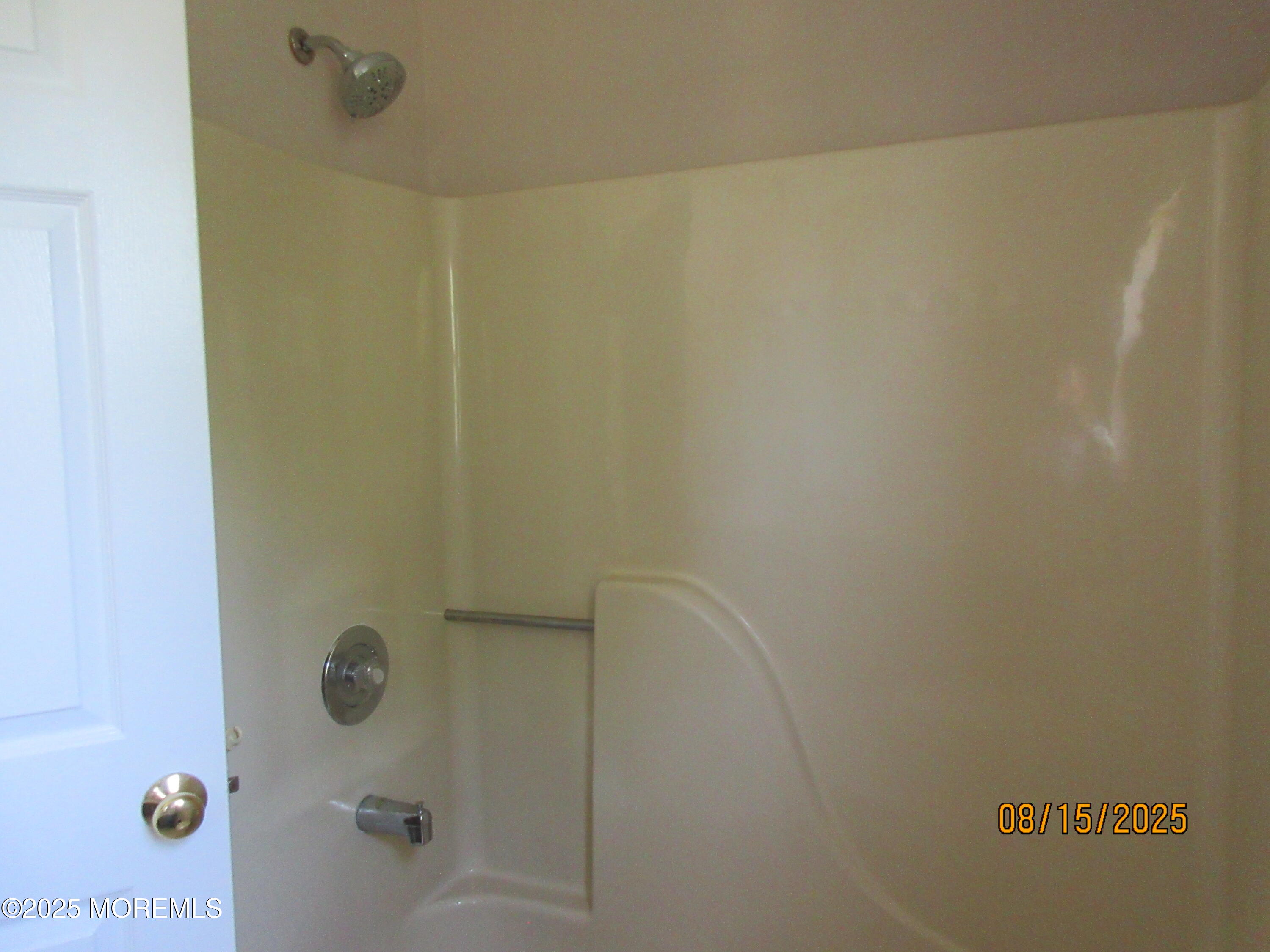 29 Longbrook Lane Freehold, NJ 07728 - Photo 30 of 40 a bathroom with a shower