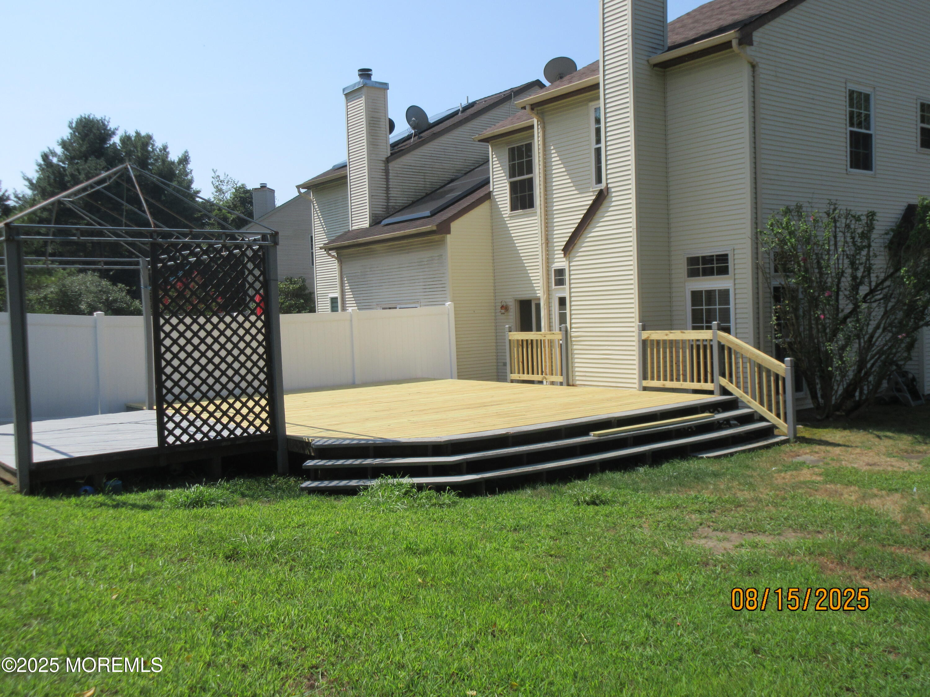29 Longbrook Lane Freehold, NJ 07728 - Photo 37 of 40 a view of a backyard with a garden and entertaining space