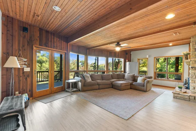 $1,950,000 | 7788 White Road, Rising Sun, IN 47040