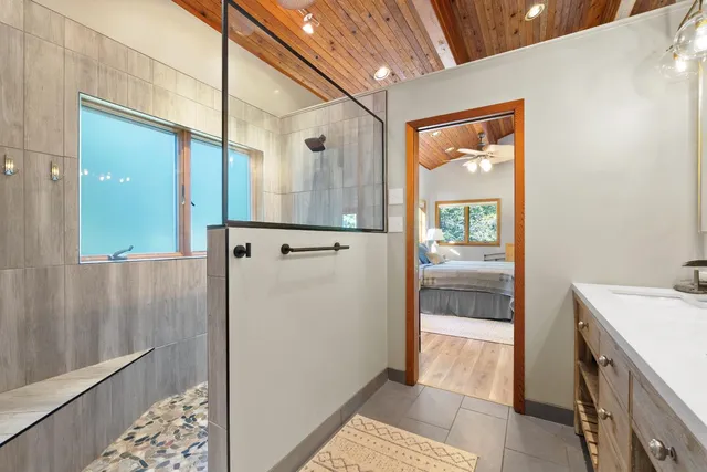 $1,950,000 | 7788 White Road, Rising Sun, IN 47040