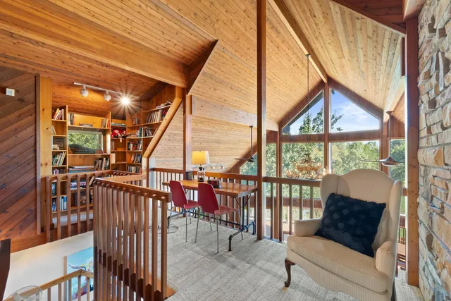 $1,950,000 | 7788 White Road, Rising Sun, IN 47040