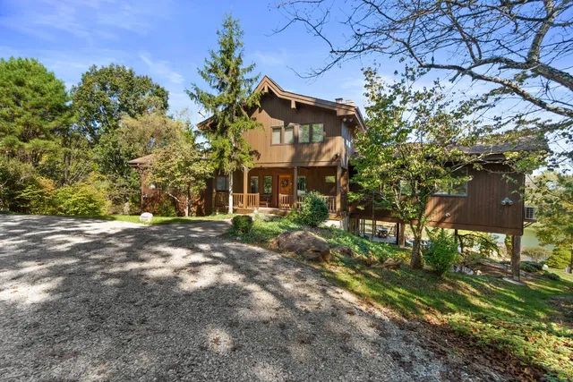 $1,950,000 | 7788 White Road, Rising Sun, IN 47040