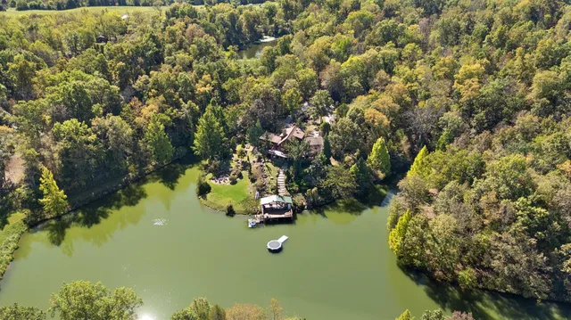 $1,950,000 | 7788 White Road, Rising Sun, IN 47040