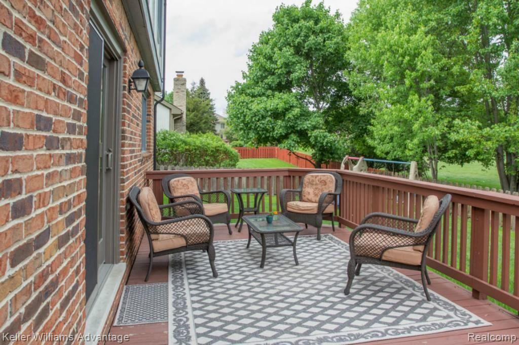 31118 Country Ridge Circle Farmington Hills, MI 48331 - Photo 22 of 41