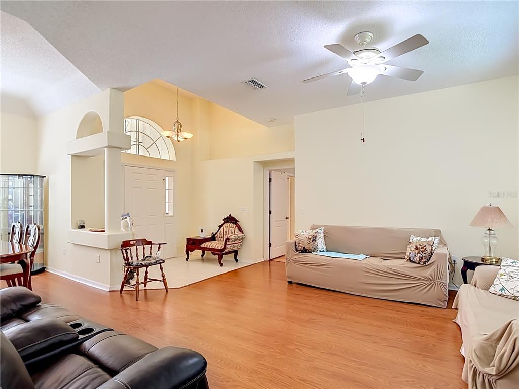 8338 Handcart Road Dade City, FL 33525 - Photo 10 of 96
