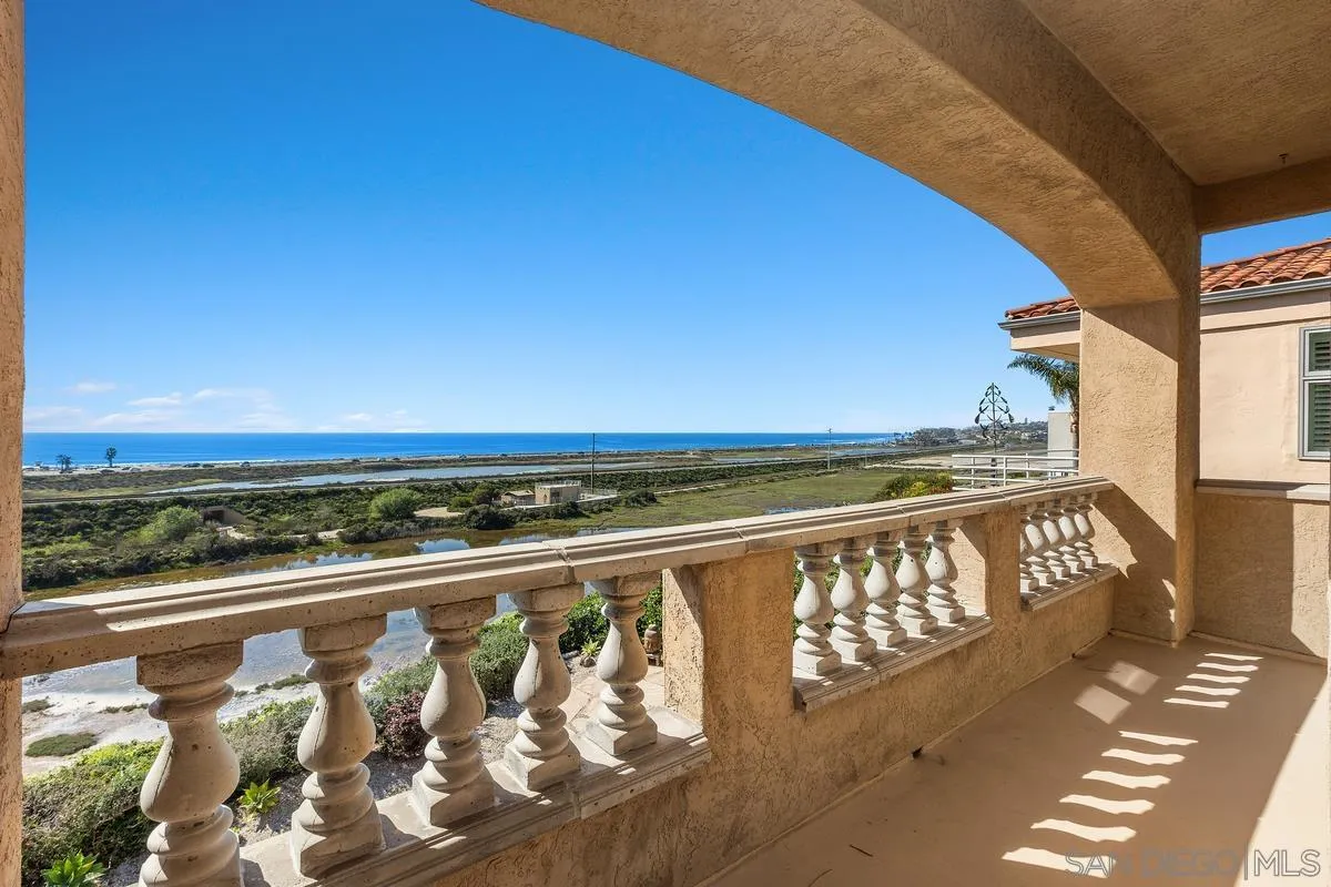 849 North Rios Avenue Solana Beach, CA 92075 - Photo 25 of 40