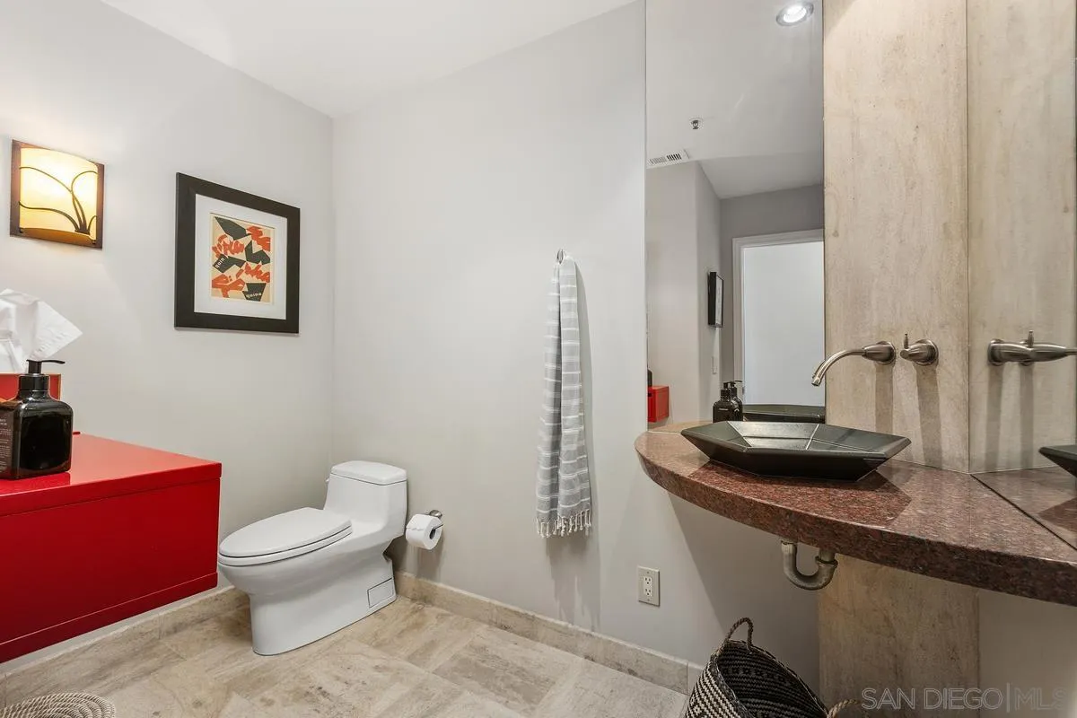 849 North Rios Avenue Solana Beach, CA 92075 - Photo 33 of 40