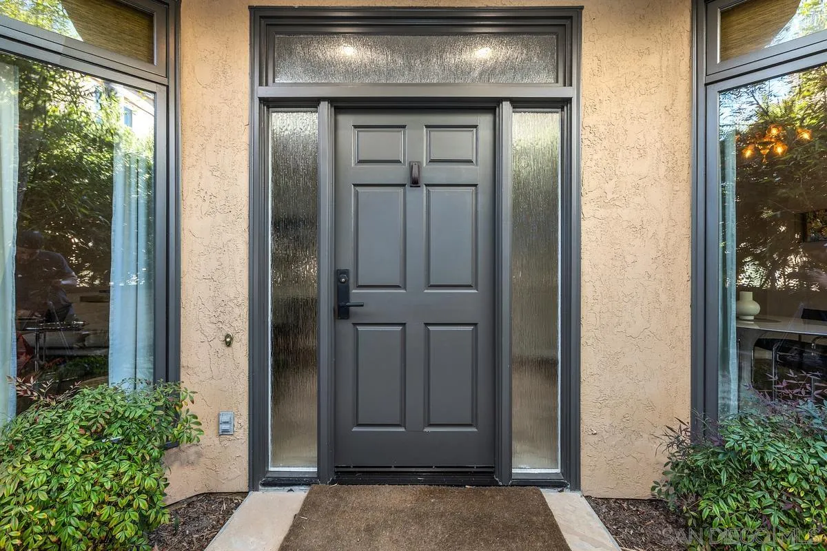 849 North Rios Avenue Solana Beach, CA 92075 - Photo 7 of 40 a view of front door of house