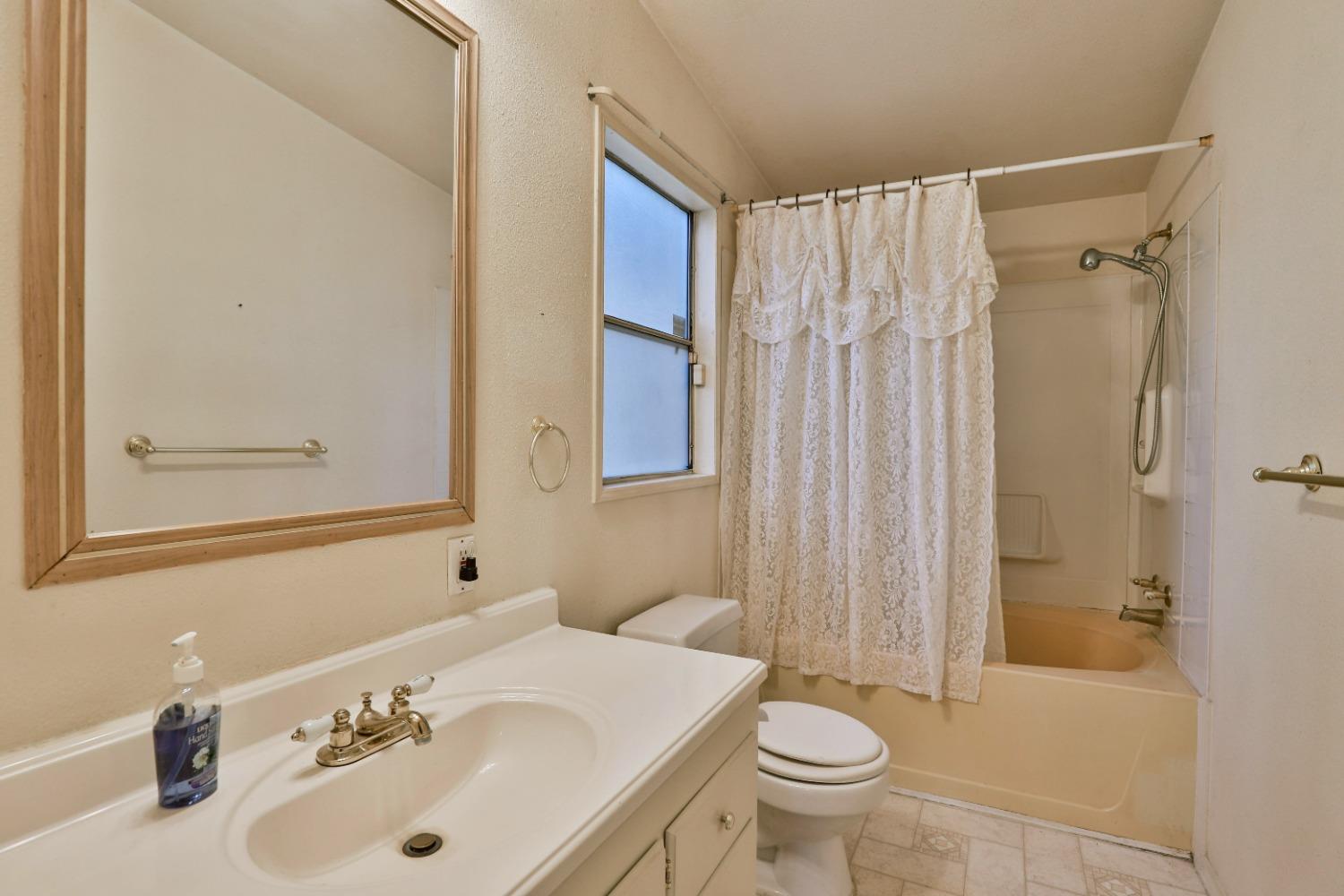 7277 Red Ant Road Somerset, CA 95684 - Photo 22 of 42 a bathroom with a sink toilet and shower