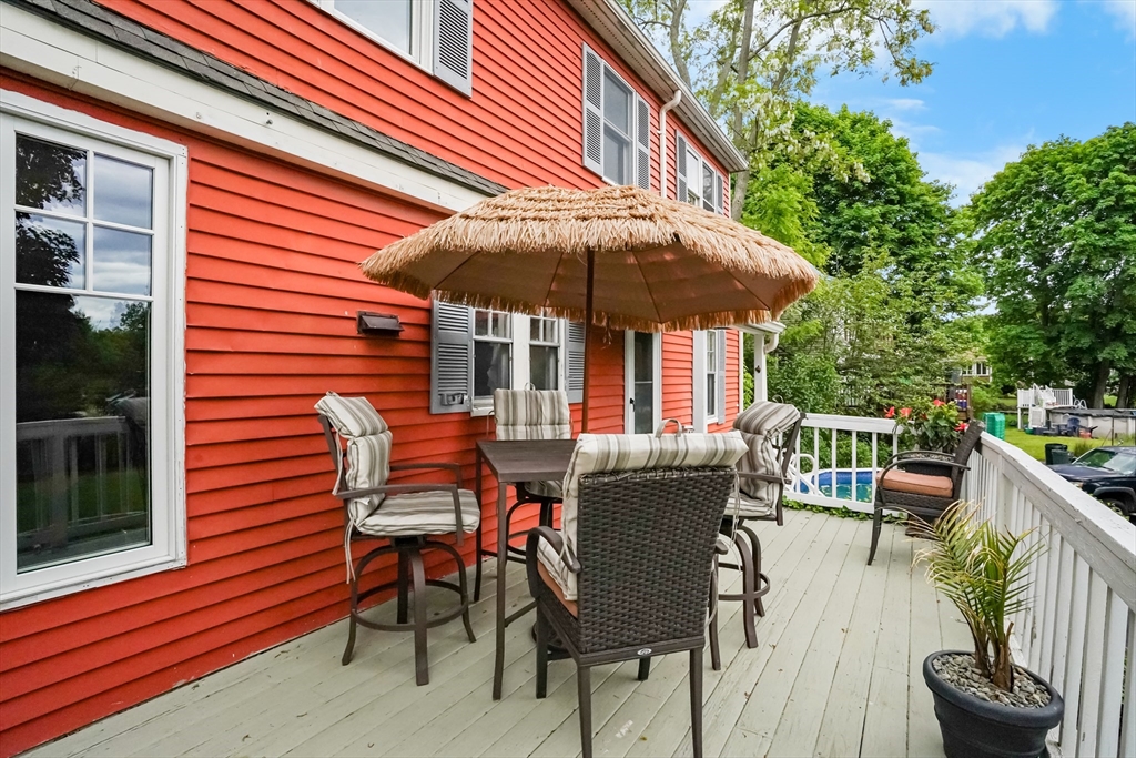 207 Topsfield Road Wenham, MA 01984 - Photo 10 of 20