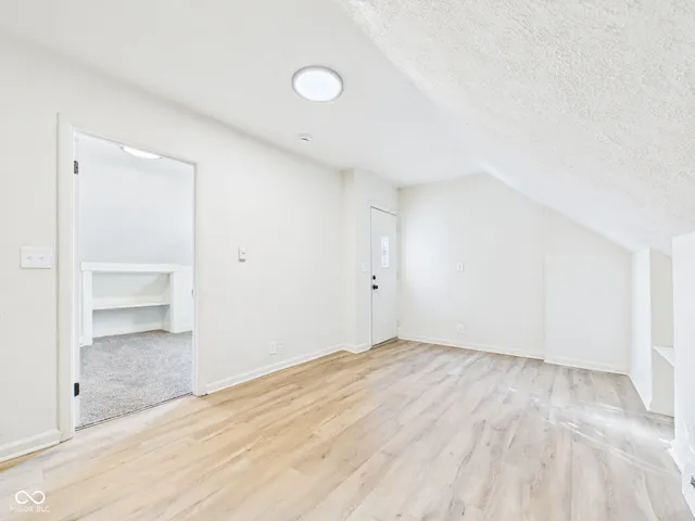 $215,000 | 812 East College Street, Crawfordsville, IN 47933