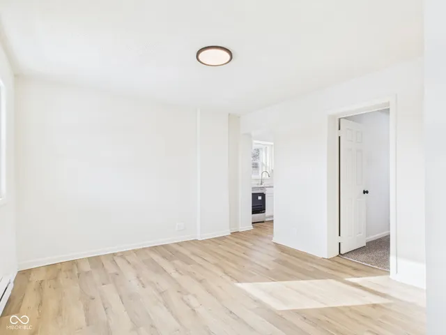 $215,000 | 812 East College Street, Crawfordsville, IN 47933