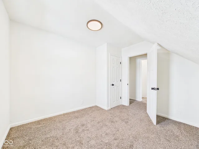 $215,000 | 812 East College Street, Crawfordsville, IN 47933