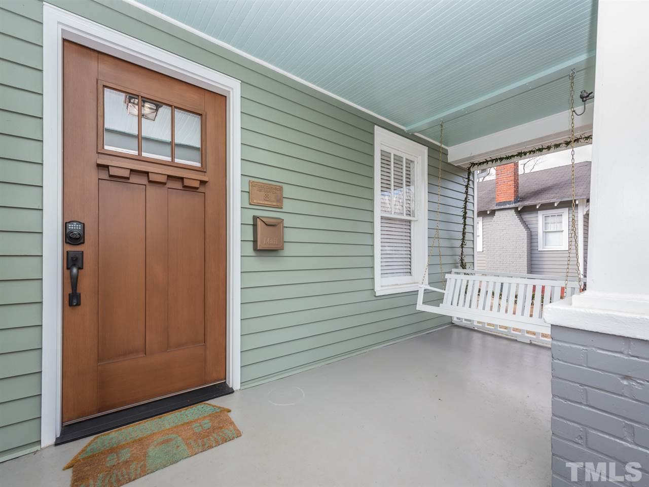612 North Boundary Street Raleigh, NC 27604 - Photo 3 of 28 an empty room with windows