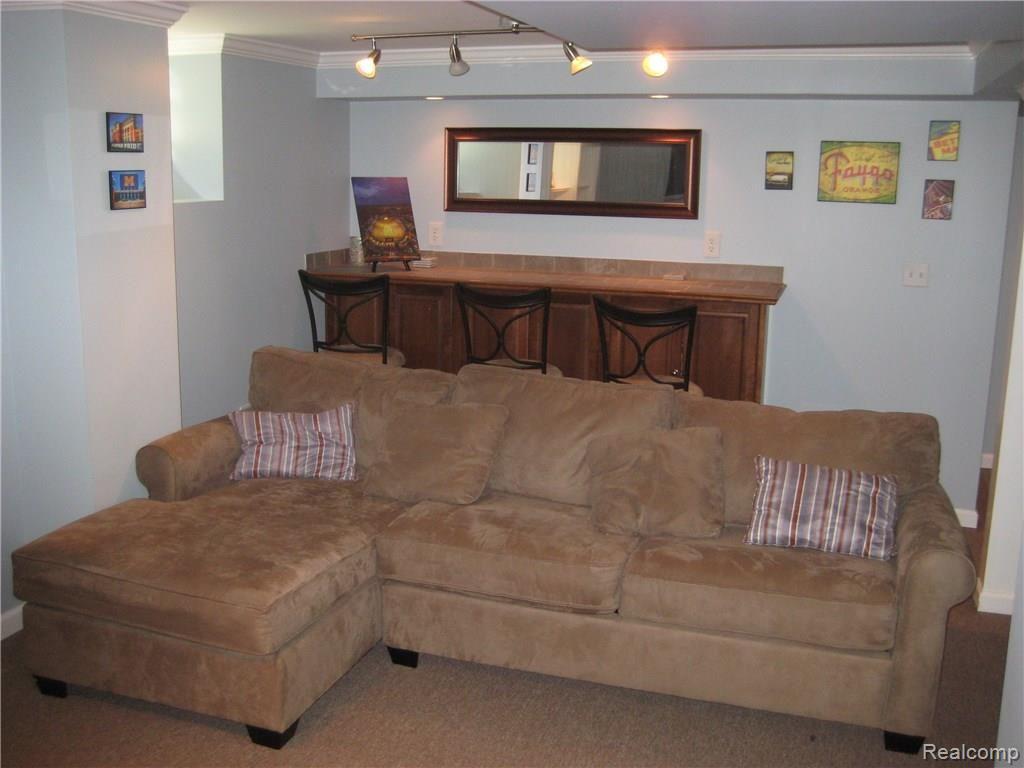 373 Kerby Road Grosse Pointe, MI 48236 - Photo 13 of 14 IMG_0046.JPG