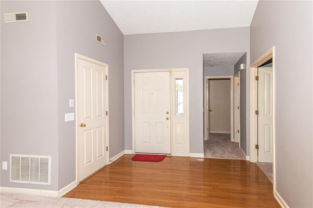 7569 Meadow Ridge Drive Fishers, IN 46038 - Photo 3 of 30 Gallery Image 3
