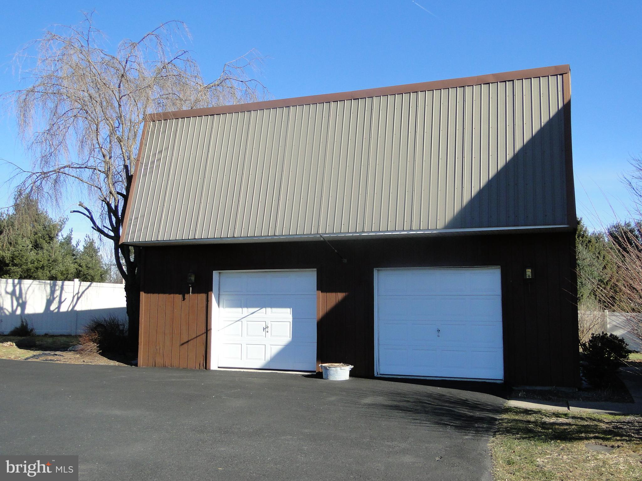 2095 Krammes Road Quakertown, PA 18951 - Photo 2 of 36 Gallery Image 2