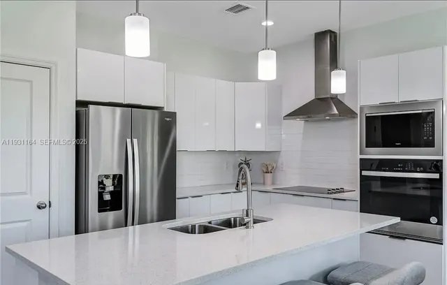 $319,900 | 2008 Hercules Road, LaBelle, FL 33935