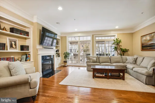 $4,790 | 440 Ferdinand Day Drive, Alexandria, VA 22304