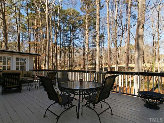 512 Queensferry Road Cary, NC 27511 - Photo 3 of 25
