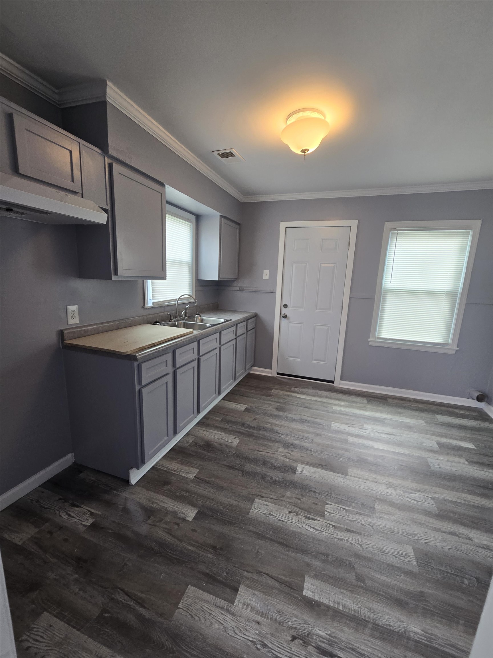 4753 Berta Road Memphis, TN 38109 - Photo 8 of 15