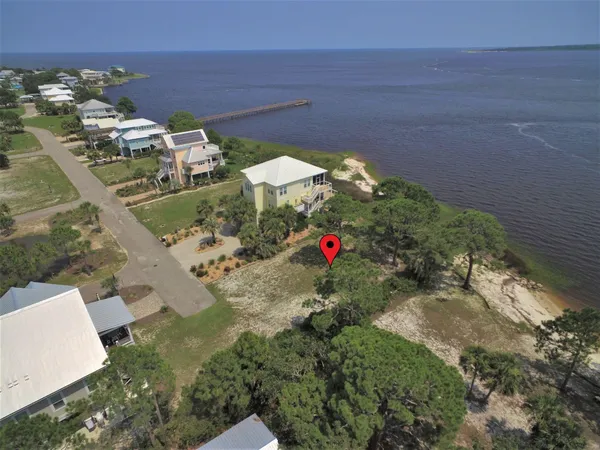 $209,900 | 22 Top Sail W/boat Way, Panacea, FL 32346