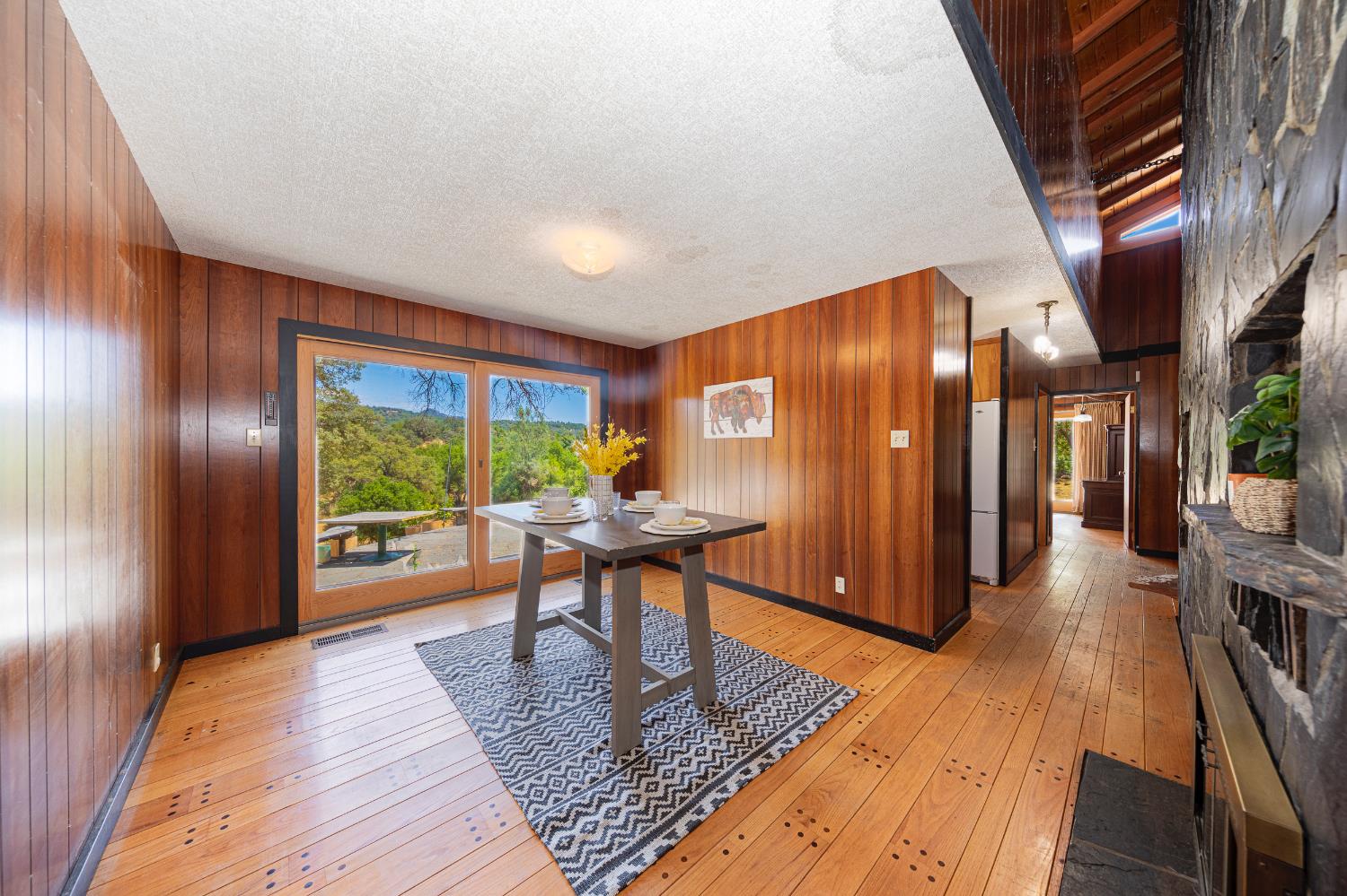 4482 Hirsch Road Mariposa, CA 95338 - Photo 18 of 83 Dining Room