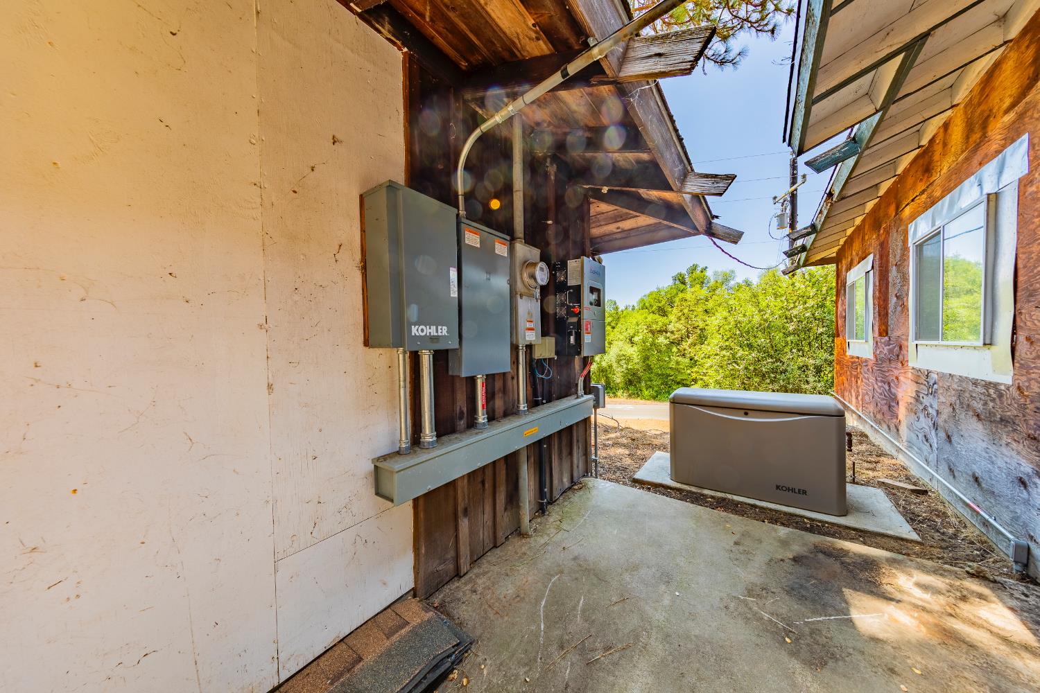 4482 Hirsch Road Mariposa, CA 95338 - Photo 79 of 83 Kohler whole house generator & solar battery