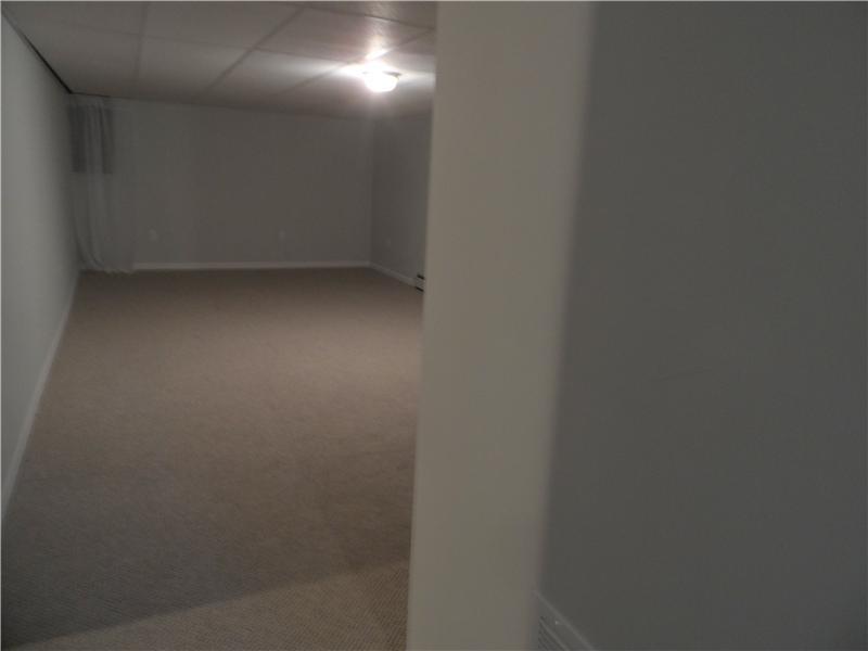 14 Jesse Road Topsham, ME 04086 - Photo 27 of 33 Other. Second finished space in the...