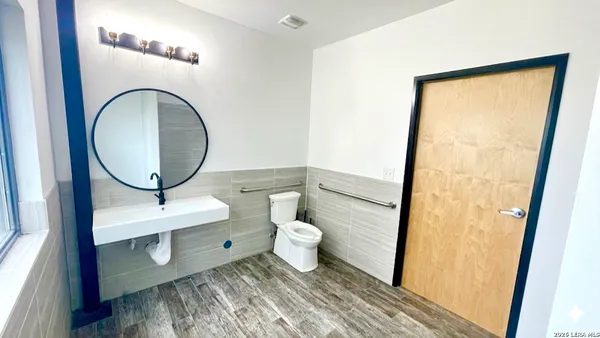 $850,000 | 7637 Farm To Market Road 3009, Unit 801, Schertz, TX 78154