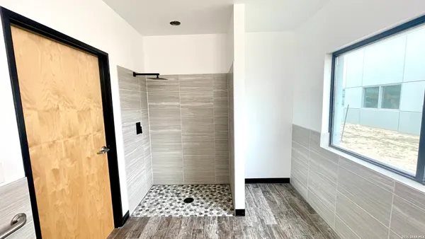 $850,000 | 7637 Farm To Market Road 3009, Unit 801, Schertz, TX 78154