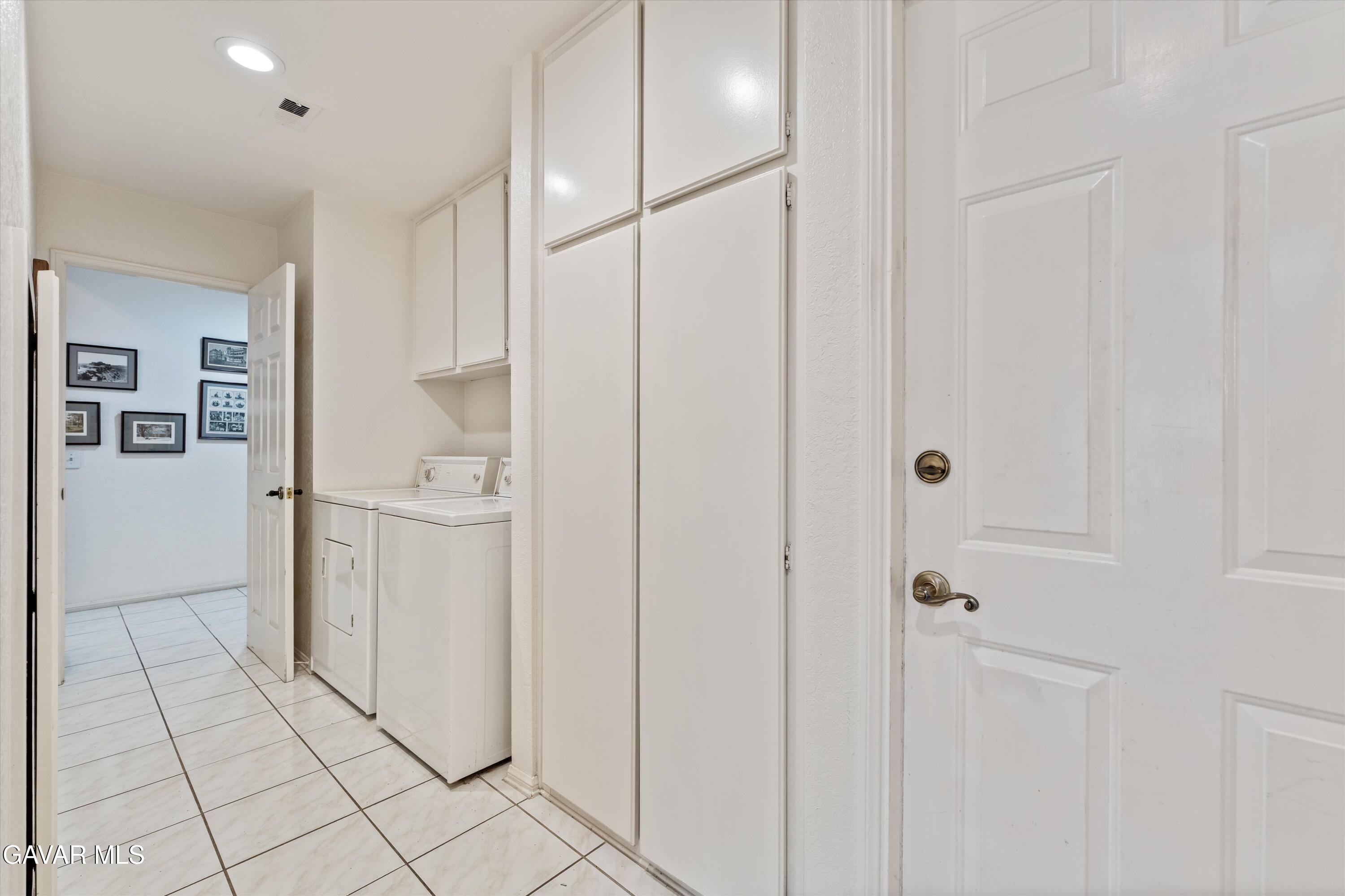 236 Hawk Lane Palmdale, CA 93551 - Photo 10 of 23