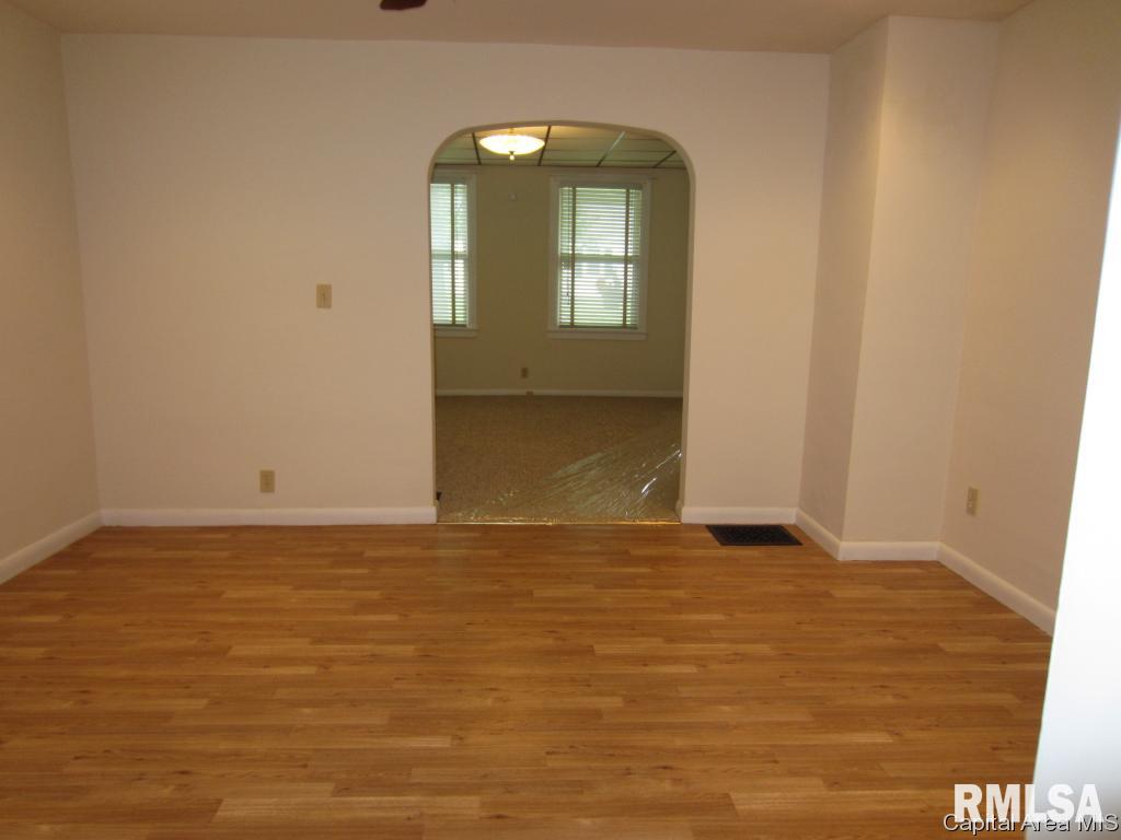 2227 South 13th Street Springfield, IL 62703 - Photo 3 of 10