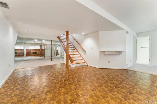 a view of an entryway